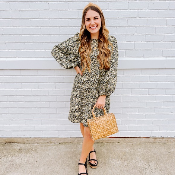 ✨💛💗 H E L L O 💗💛✨ - Picture 2 of 16